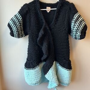 Twinkle by wenlan wool sweater oversized medium black turquoise short sleeve